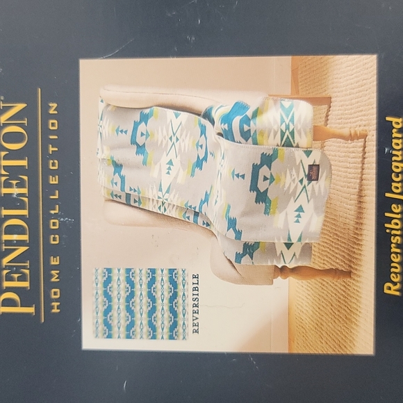 Pendleton Other - Pendleton Arva valley Reversible jacquard classic throw 50 x 70 inches New